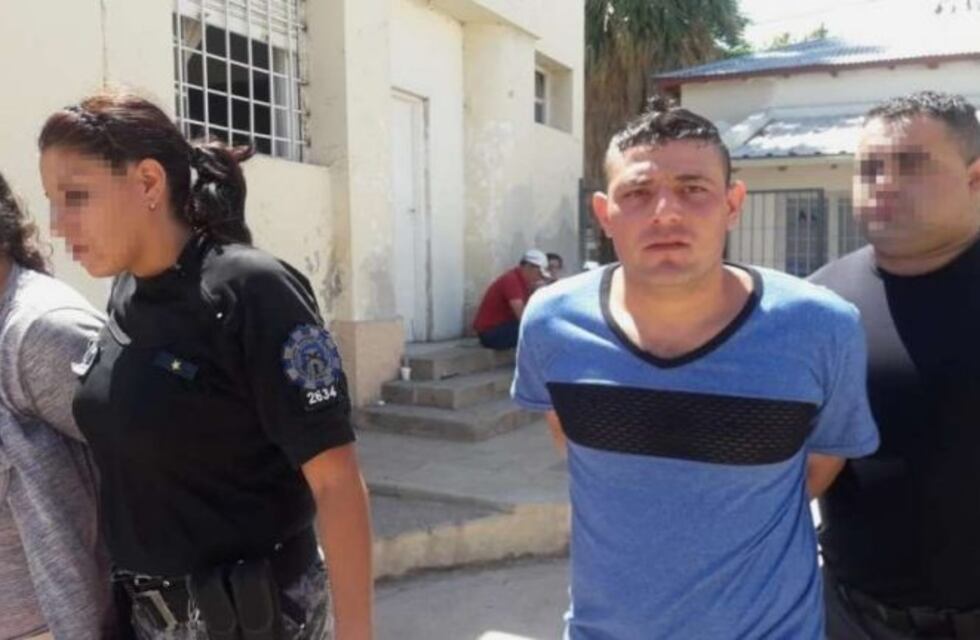 Dos niños muertos a golpes: los padres van a juicio por jurado