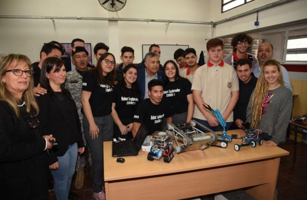 Adolescentes mendocinos crean un robot que será utilizado por rescatistas