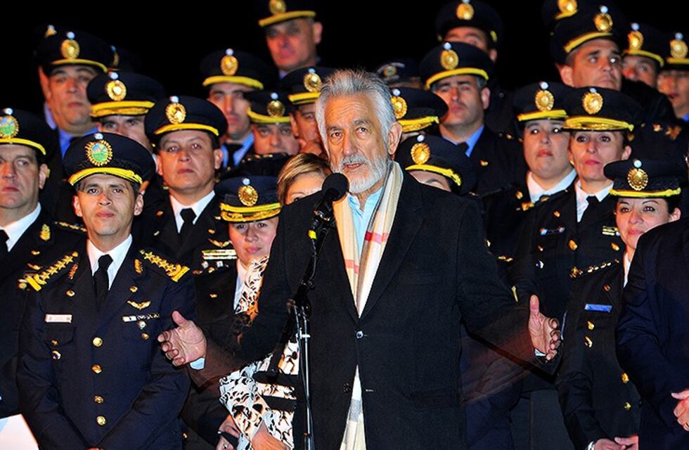 Alberto Rodríguez Saá: "Ayúdenme a combatir la pobreza y la indigencia"