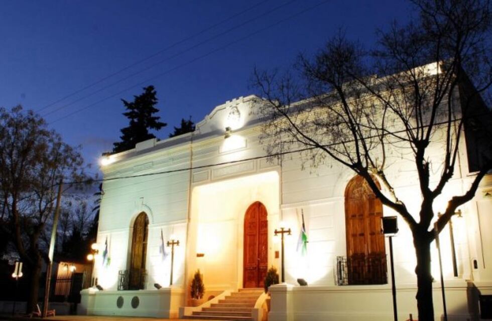 Piden explicaciones sobre supuestas deudas que no cobró el Municipio de Viedma