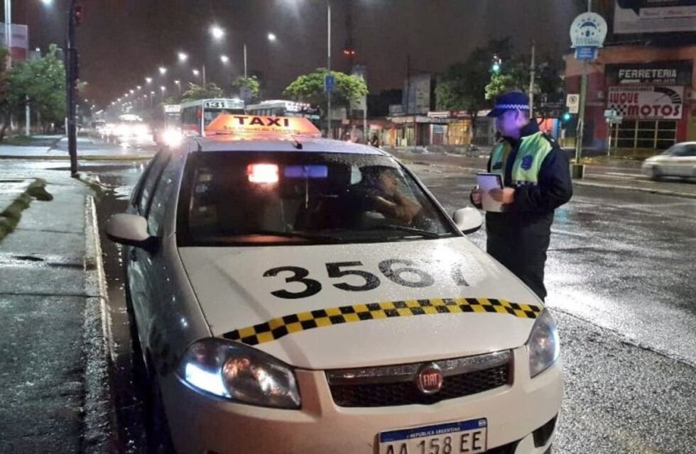 Gran operativo para prevenir delitos en colectivos y taxis