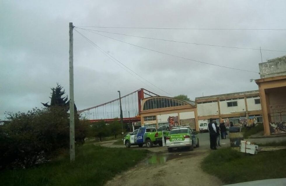 AMENAZA DE BOMBA: Obligaron a evacuar una escuela