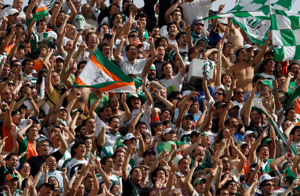 Violenta agresión de hinchas de Banfield a una familia de Lanús después del clásico