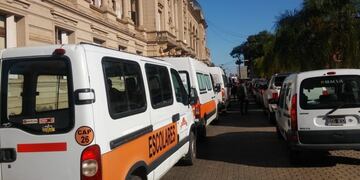 Los conductores de transportes escolares son uno de los sectores afectados por la pandemia\u002E (@movil_kike)