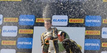 Los hermanos cordobeses Manuel y Santiago Mallo, ganadores de las 100 Millas de TC2000 en el Oscar Cabalén, 9 sept 2018\u002E
