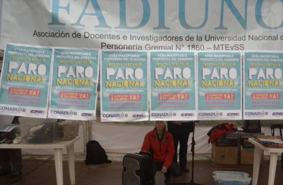 La UNCuyo formalizó la propuesta de adelanto a los docentes para que finalicen los paros