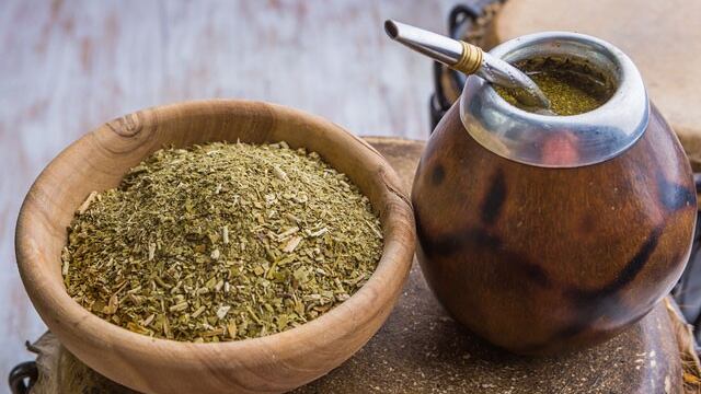 Trabajan en una yerba mate que baje el colesterol y los triglicéridos\u002E