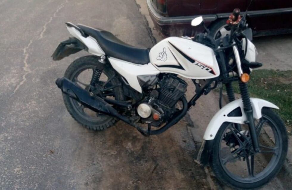 Un hombre de Paraná denunció que le habían robado la moto y la policía descubrió que mintió