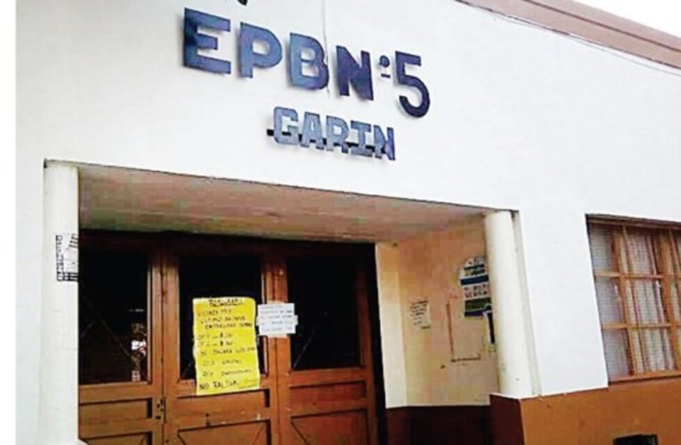 La madre de un alumno agredió a una maestra en una escuela de Garín y suspendieron las clases