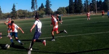 Coronavirus en Córdoba: imputaron a 15 personas por entrenar con pelota en Ciudad Universitaria