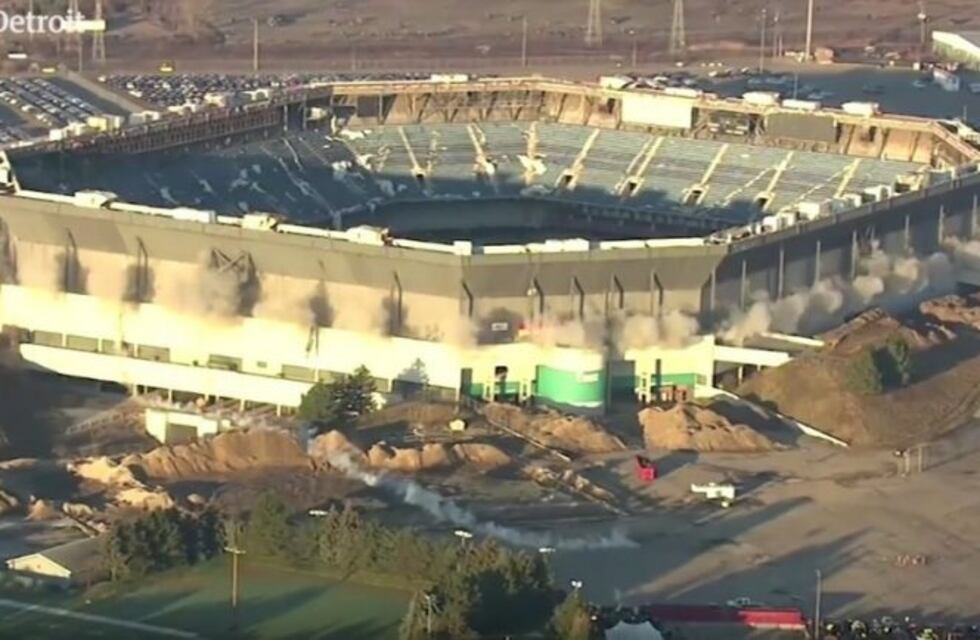 Puede fallar: quisieron demoler un estadio y quedó intacto