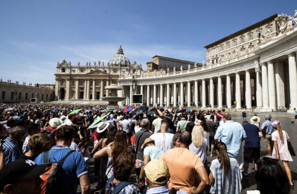 El Vaticano premia a dos investigadores argentinos por un trabajo sobre filosofía de la ciencia