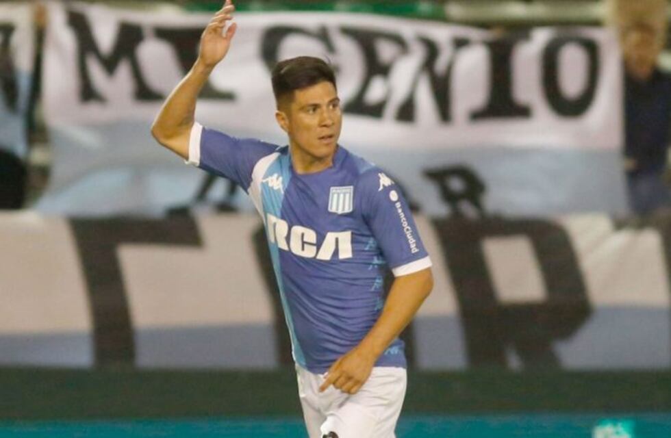 Tras la denuncia por violencia de género, Racing licenció por cinco días a Jonatan Cristaldo "para colaborar con la investigación"