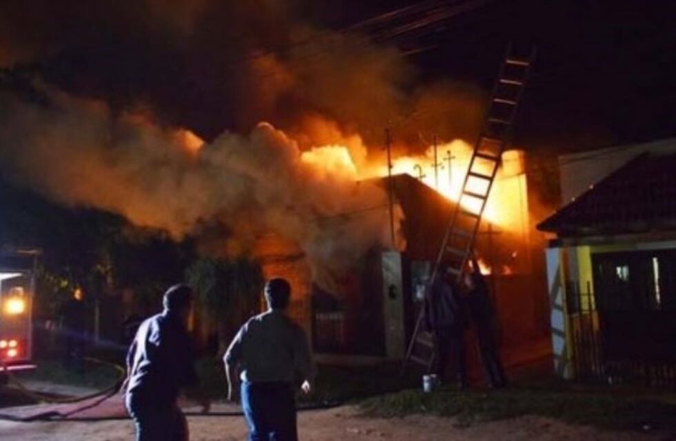 Dos niños murieron al incendiarse su vivienda