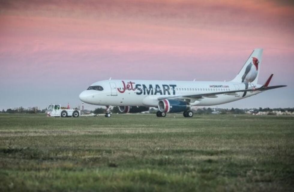 Jet Smart cancela vuelos a Iguazú y Mendoza desde Rosario