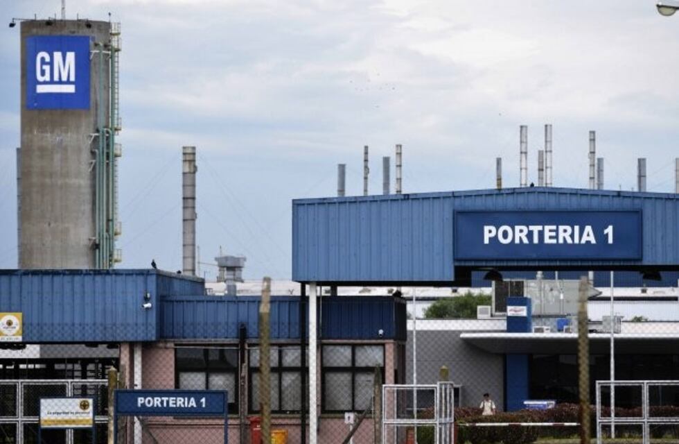 General Motors prolongó por una semana las suspensiones
