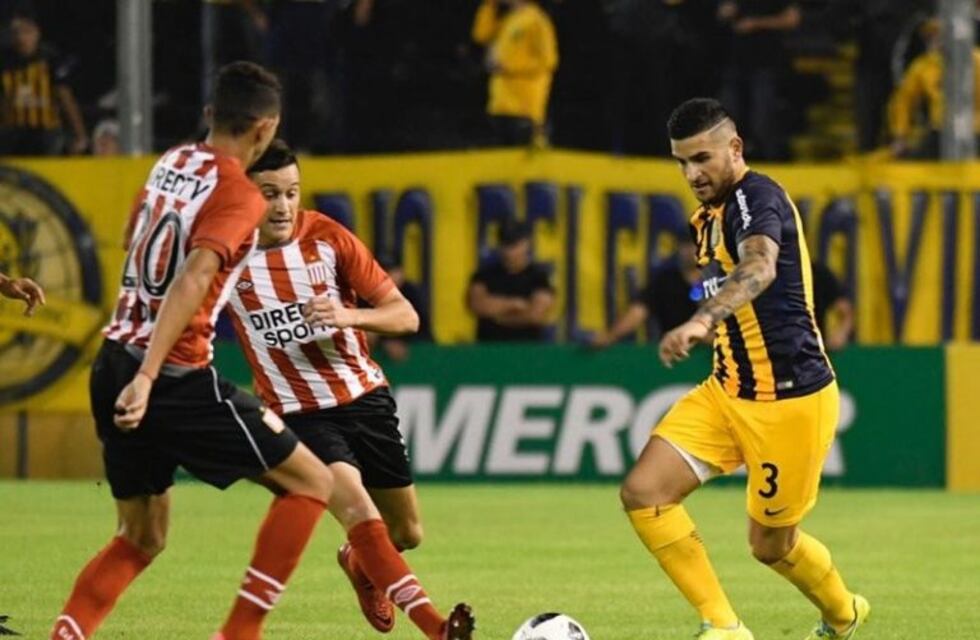 Estudiantes empató sobre la hora y Central se quedó sin el triunfo final en la Superliga