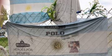 aniversario seis meses de la desaparicion del Submarino Ara San Juan ARA SAN JUAN, 6 MESES DESPUÉS\r\nUn recuerdo para cada ausencia Mar del Plata 15-5-18 marcha x 6 meses de busqueda ARA San Juan desde la Base Submarinos para terminar en catedral familiares y amigos \r\nBanderas de familiares en apoyo a los 44 tripulantes del submarino ARA \