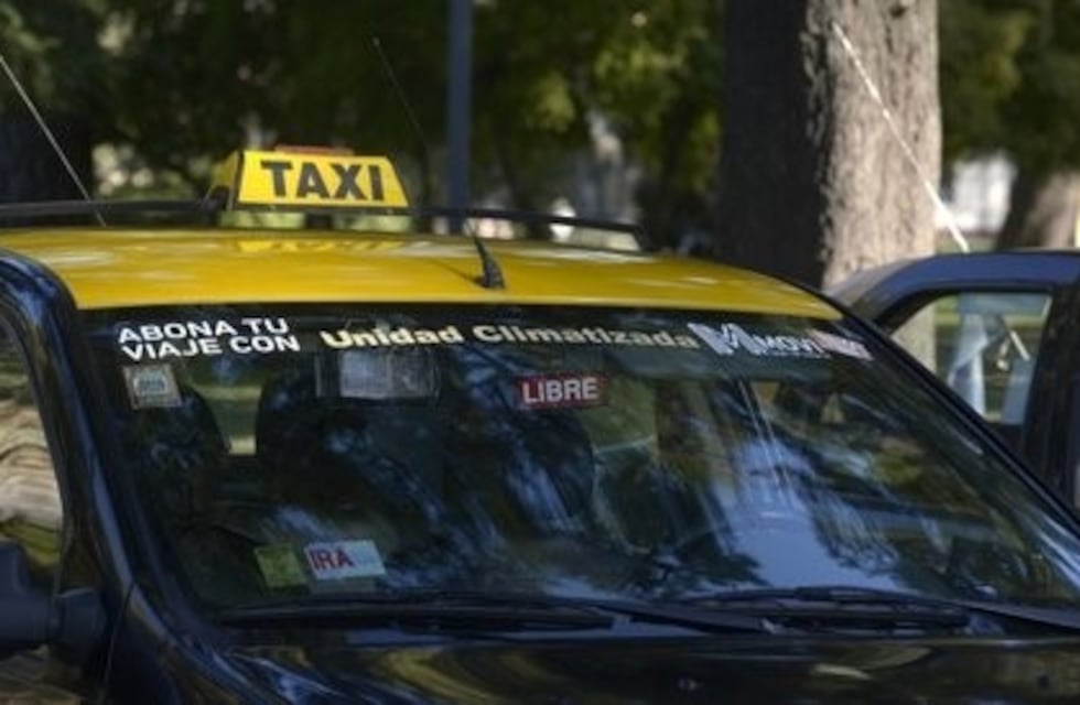 Taxista discutió con su mujer y terminó herido con una cuchilla