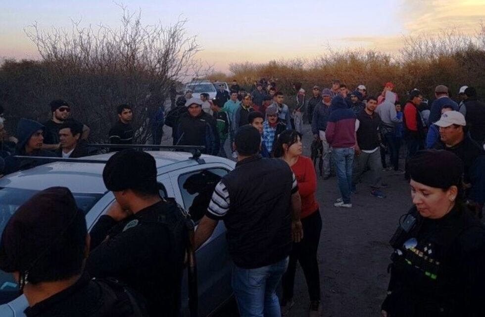 ¡A las corridas!: la policía truncó una carrera de galgos