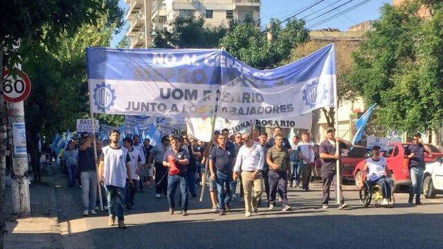La Uom se moviliza frente al Ministerio de Trabajado por el futuro de Mefro Wheels
