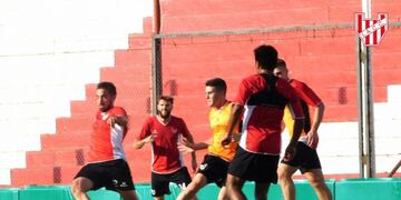 Matias Nizzo con la pelota y mayor responsabilidad en la marca, porque faltará Nacho Antonio\u002E Entra Maxi Correa\u002E