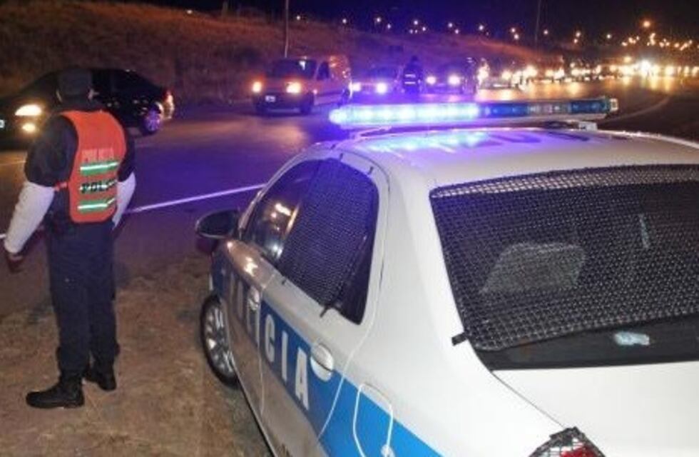 Lo detuvieron por manejar sin carnet y totalmente ebrio