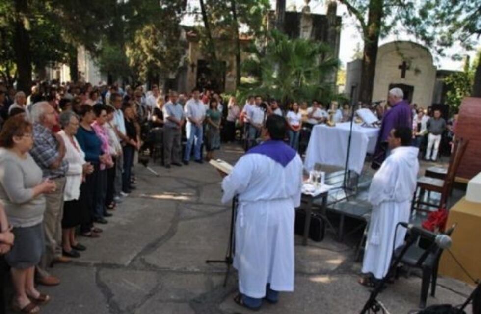 Día del Padre: habrá misa en el Cementerio de Resistencia