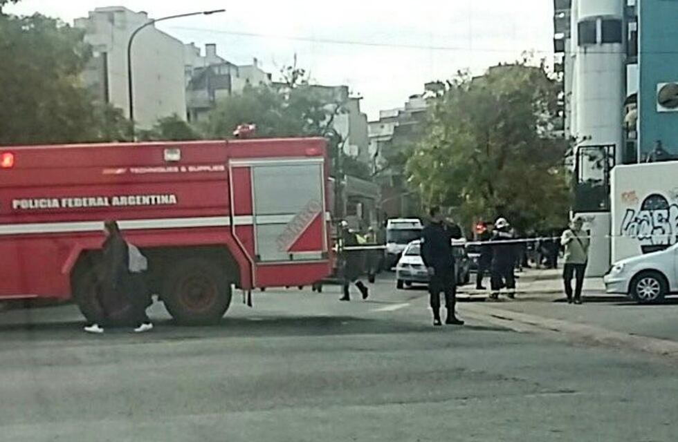 Los bomberos controlaron un incendio en el laboratorio de la Fundación Instituto Leloir
