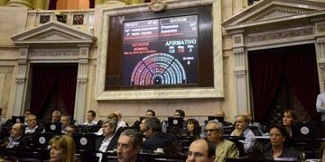 Diputados convirtió en ley la reforma previsional\u002E