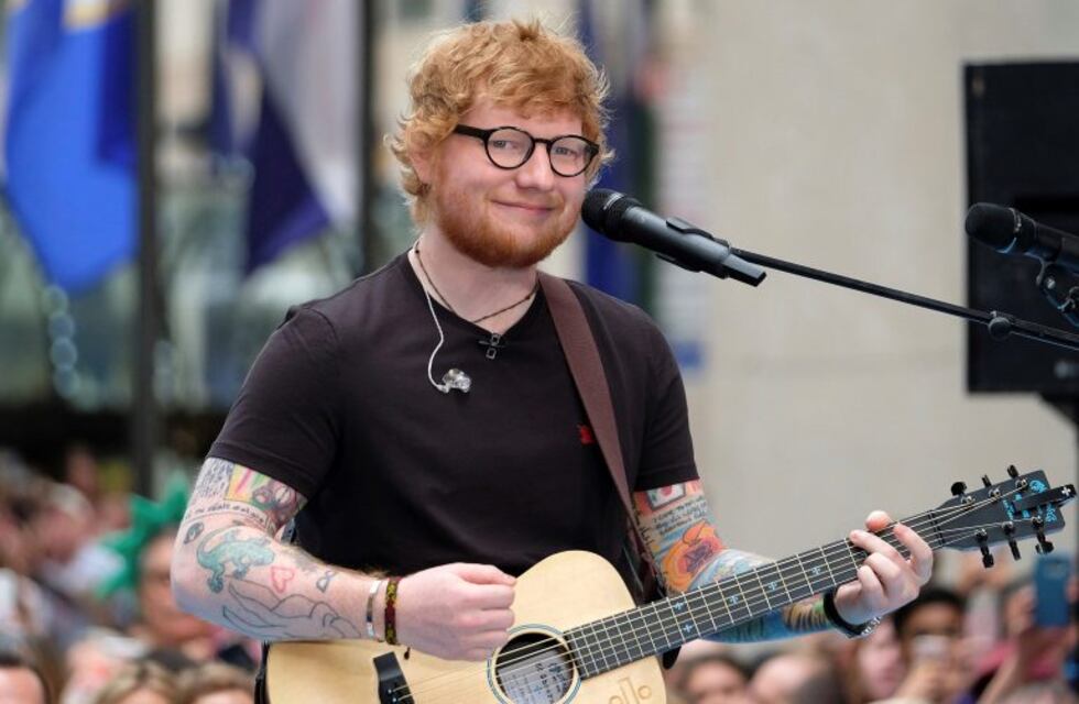 Ed Sheeran se casó en secreto con una amiga de la infancia