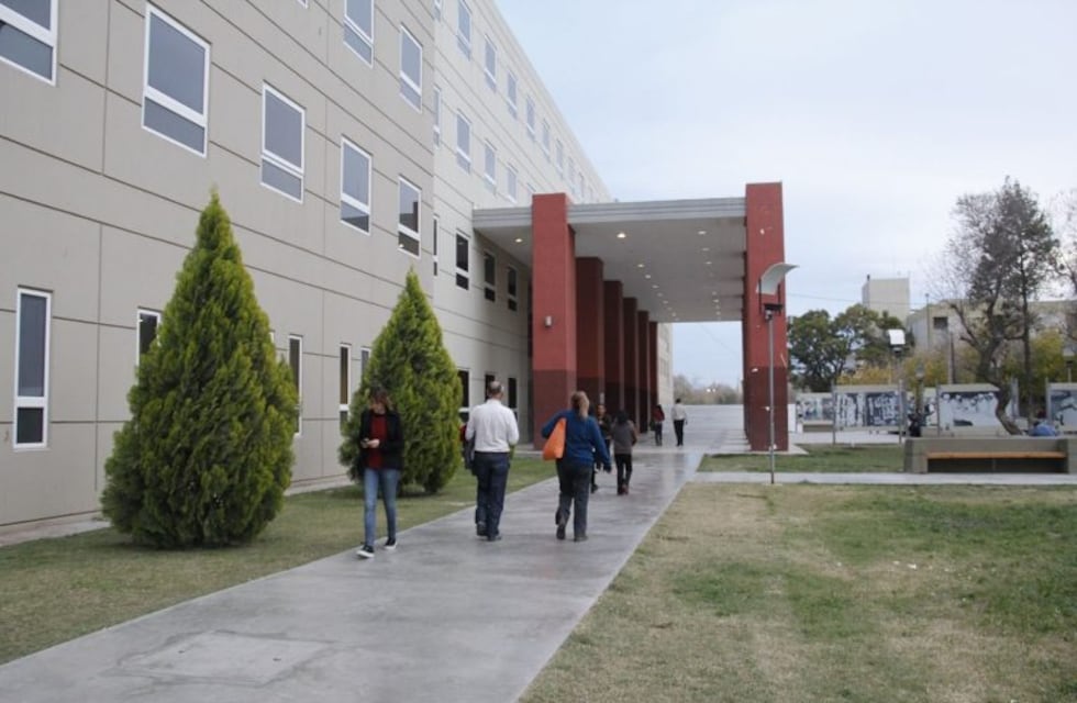 Se viralizó una denuncia por malos tratos de una embarazada contra una médica