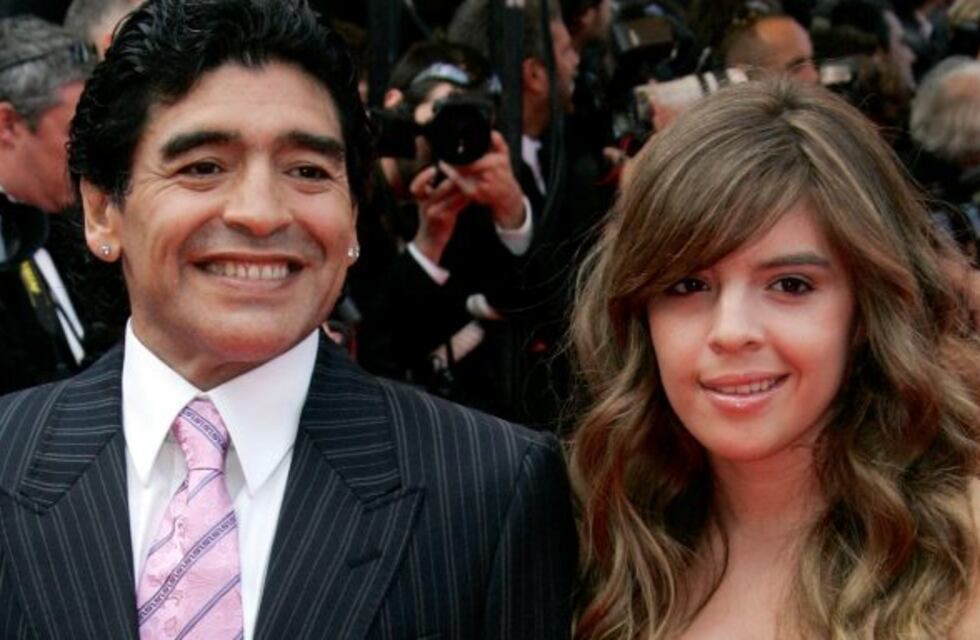 El tierno posteo de Diego Maradona para su nueva nieta