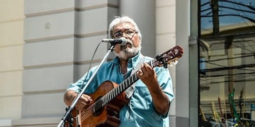 Había nacido el 28 de octubre de 1951\u002E Falleció a los 67 años tras padecer una larga enfermedad