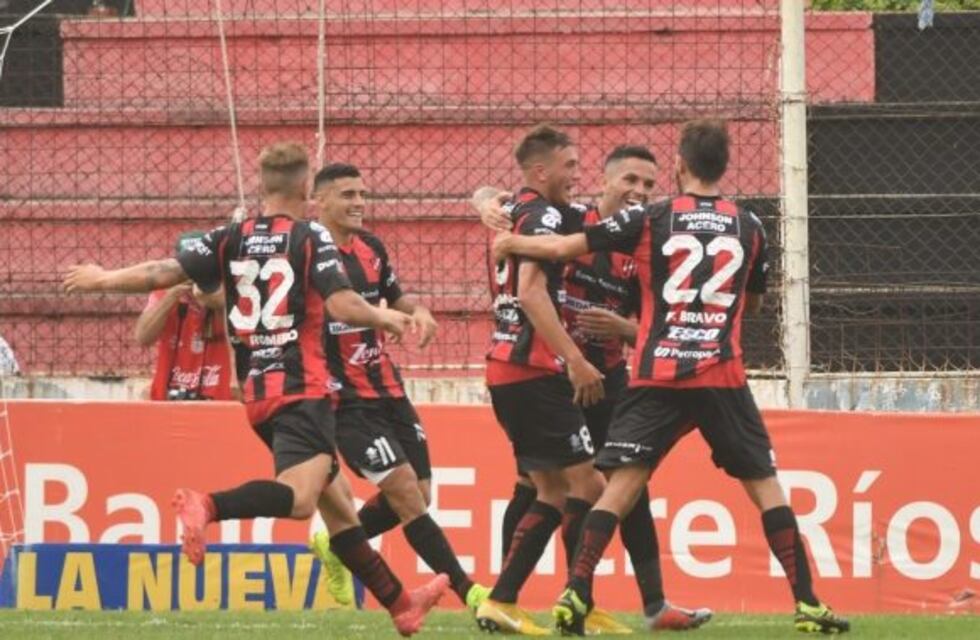 Patronato sorprendió a Defensa y le ganó por 2-0 en Paraná (Fox Sports)