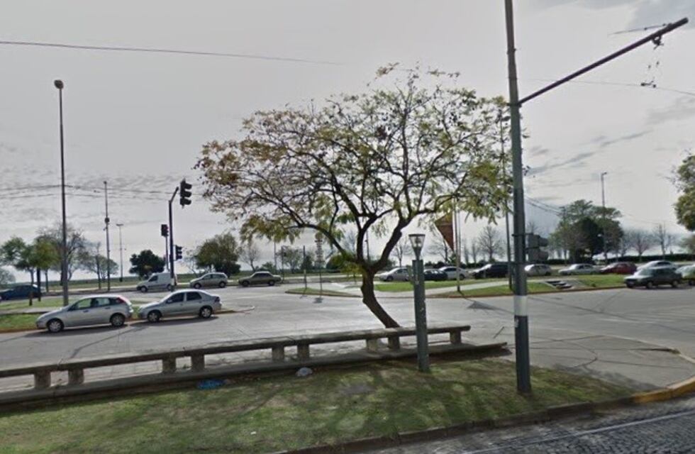 Automovilista chocó a una mujer, la dejó inconsciente y se dio a la fuga