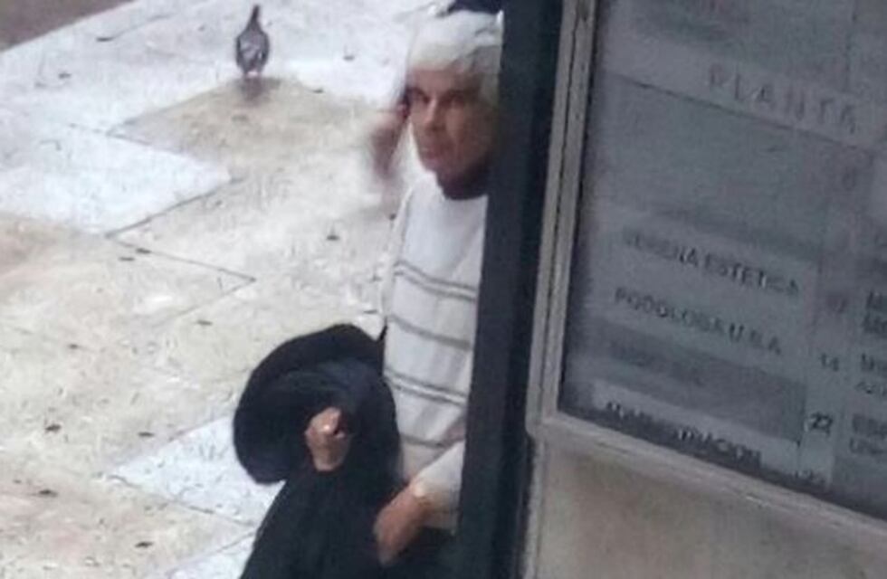 Filmó a un hombre se tocó frente a ella en la vía pública