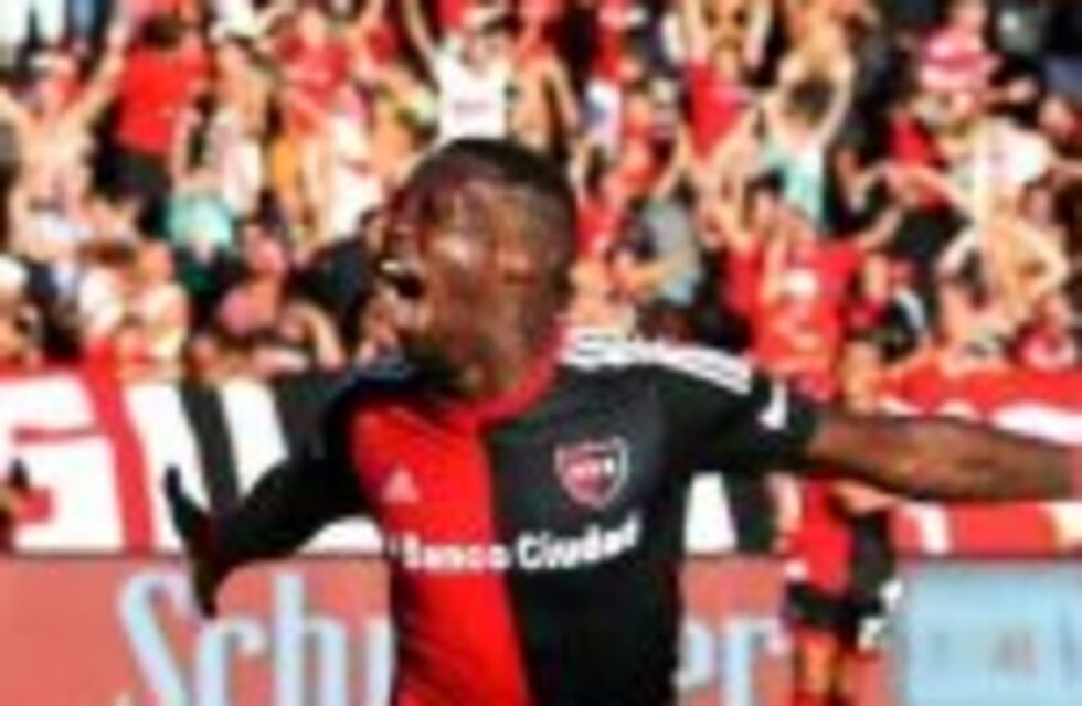 Los turcos bajaron el precio y Newell's analiza comprar el pase de Advíncula