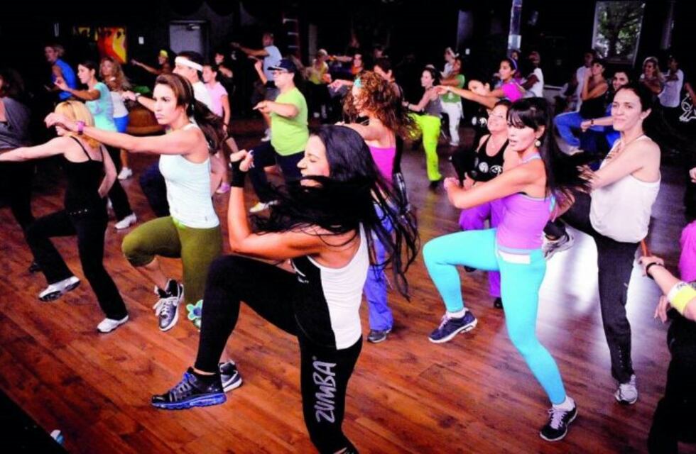 Master Class de Zumba en el Polideportivo Municipal de Tres Arroyos