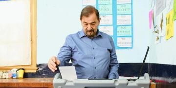 Votó Miguel Isa