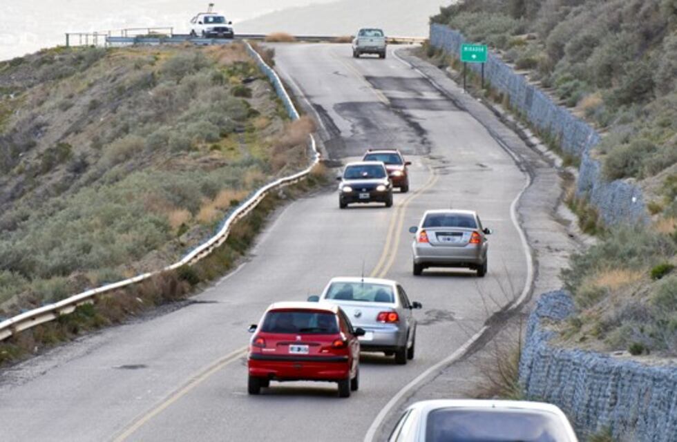 Camino Perón: concejales de Rada Tilly y Comodoro se reunieron con el Presidente de Vialidad Provincial.