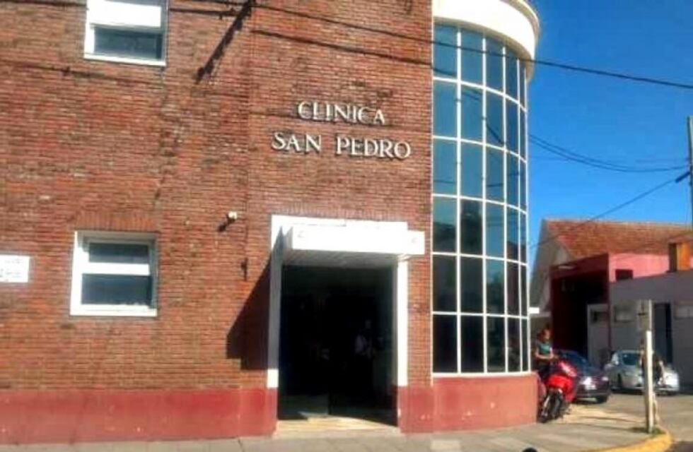 Paro por tiempo indeterminado en la Clínica San Pedro
