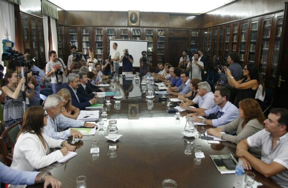 El gobierno bonaerense convocó para este viernes a una nueva reunión paritaria con los docentes