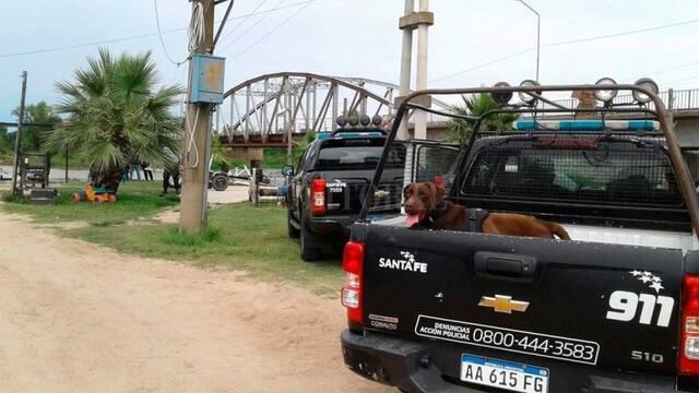 La pareja es buscada con perros rastreadores\u002E (Danilo Chiapello)
