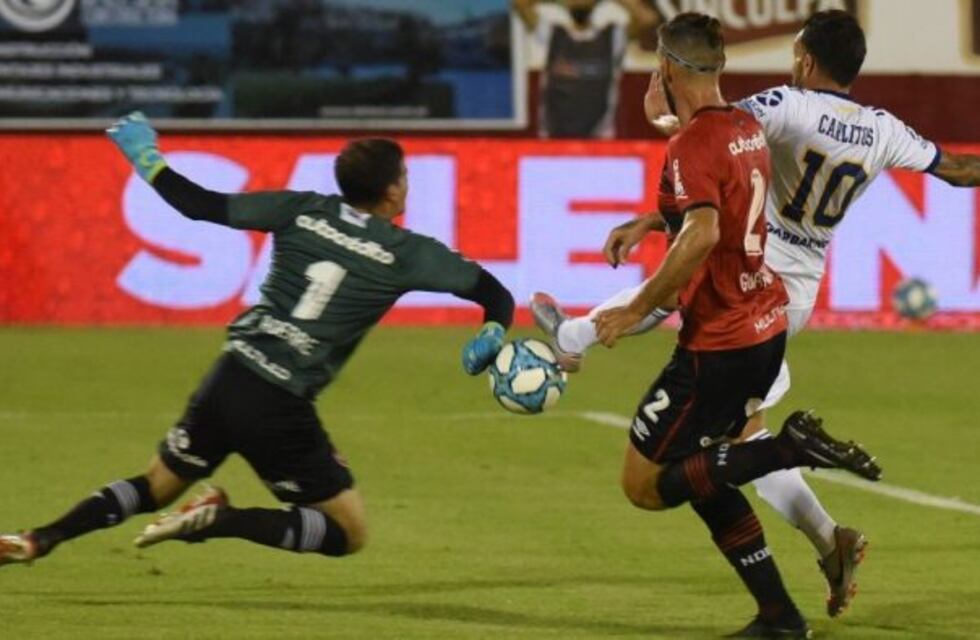 Newell's inició la búsqueda de otro arquero por la lesión de Alan Aguerre