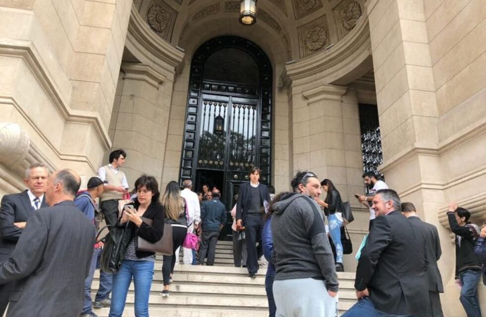 Evacuaron el Palacio de Tribunales por una amenaza de bomba