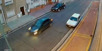 AUTO BARRENDERO AZUL