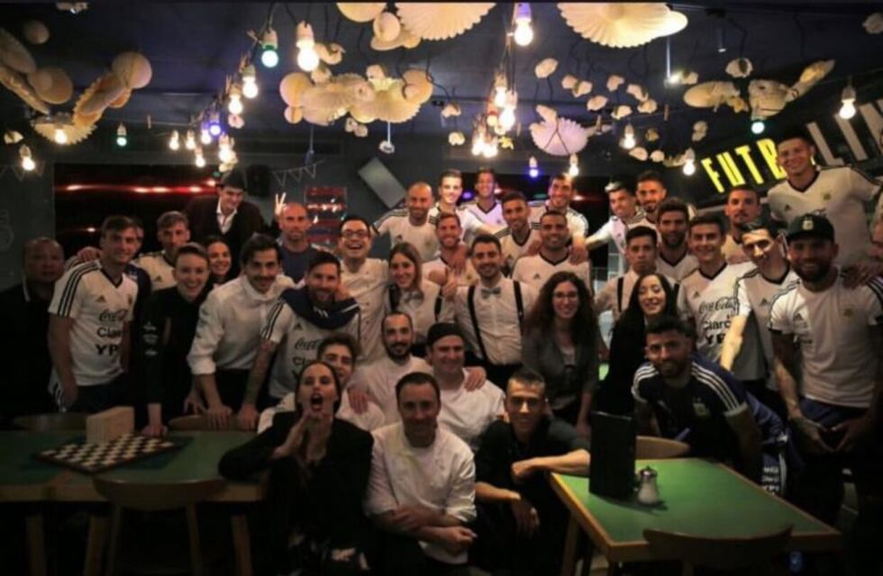 La Selección almorzó en el restaurante de Messi en Barcelona