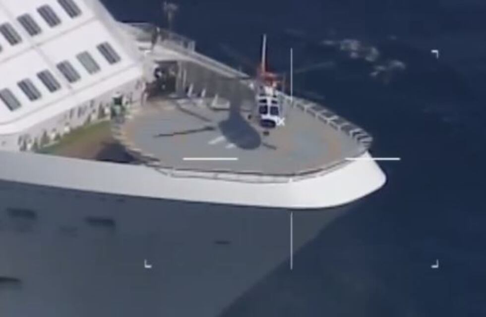 Rescataron a un turista australiano de un crucero que navegaba cerca de Rawson