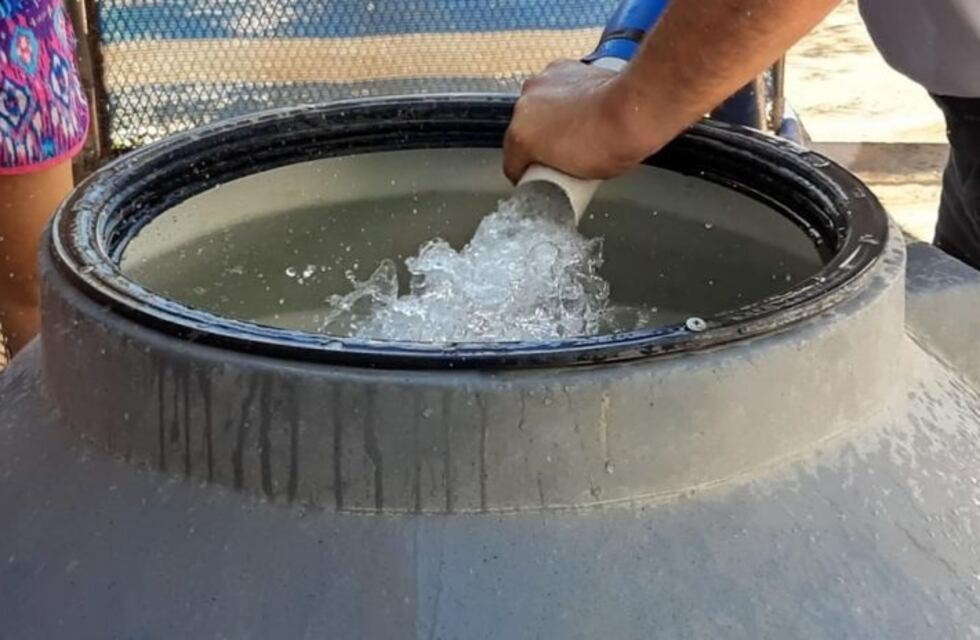 Garantizan la distribución de agua potable a 1300 familias de Cipolletti